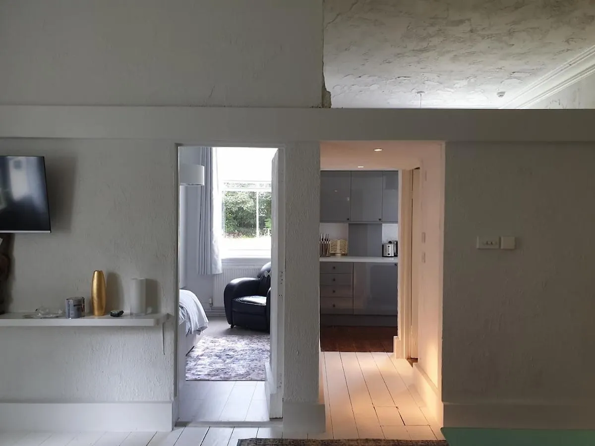شقة 3 Garden Flat - Hove - Prime Location - Onsite Parking برايتون
