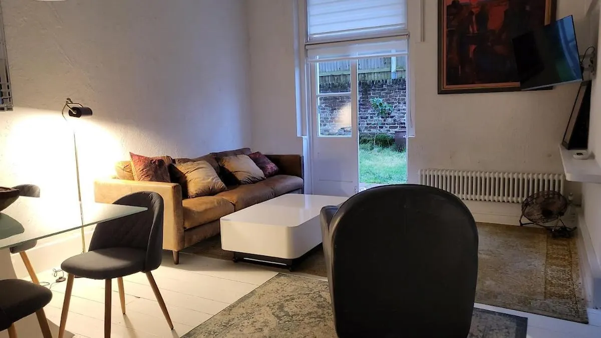 شقة 3 Garden Flat - Hove - Prime Location - Onsite Parking برايتون
