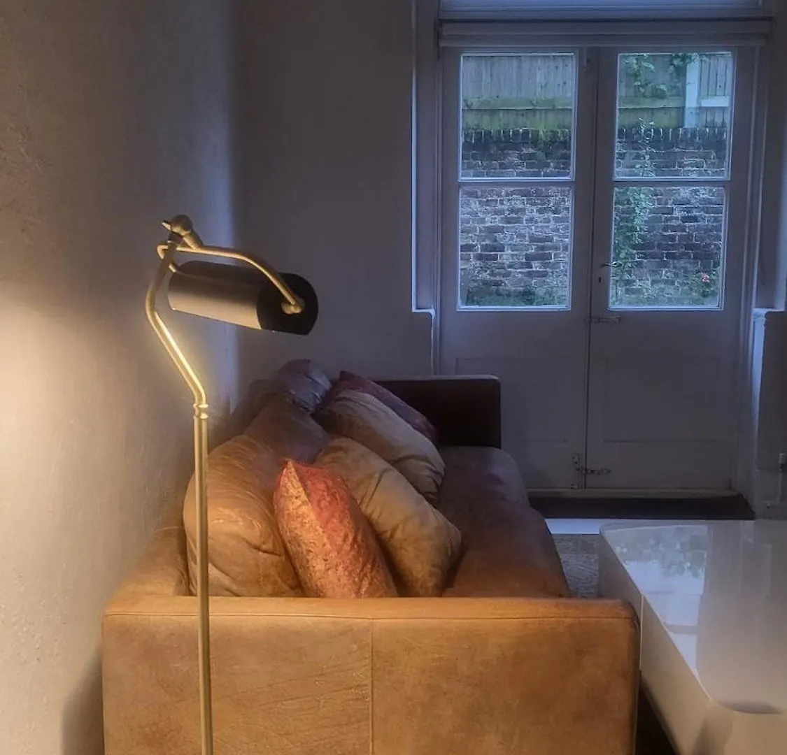 شقة 3 Garden Flat - Hove - Prime Location - Onsite Parking برايتون